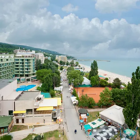 Palm فندق غولدن ساندز