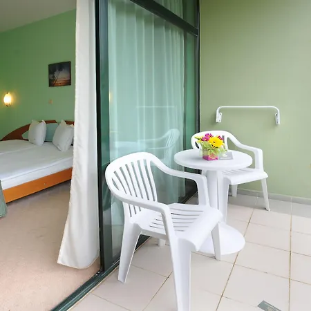 Palm 4* غولدن ساندز