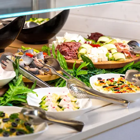 Palm فندق غولدن ساندز