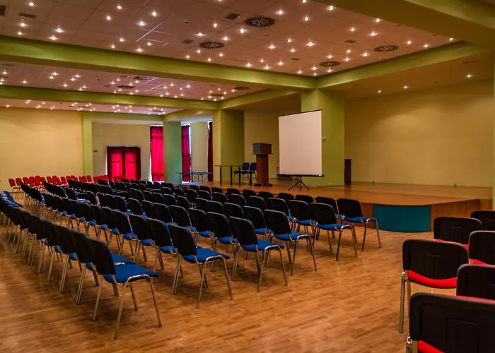 Ξενοδοχείο Palm 4*